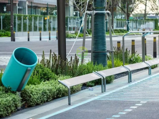 騎行道專(zhuān)線(xiàn)垃圾桶在深圳陸續(xù)投放